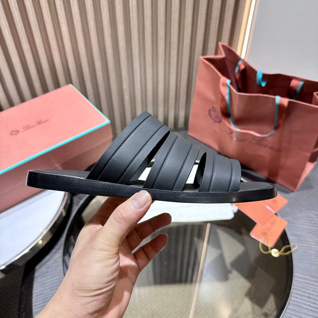 LP NAHA SANDAL BLACK LAMBSKIN