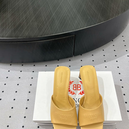 SQUARE-TOE MEDIUM HEEL MULES IN APACHE CALFSKIN LOGO EMBOSSED