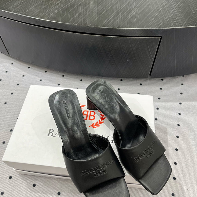 SQUARE-TOE MULES MEDIUM HEEL IN BLACK CALFSKIN LOGO EMBOSSED