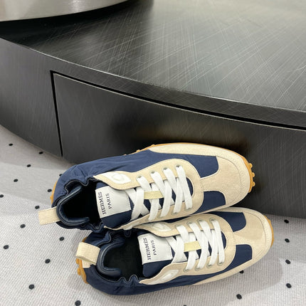 TRAIL SNEAKER IN IVORY TAN MIX SPACE BLUE SUEDE