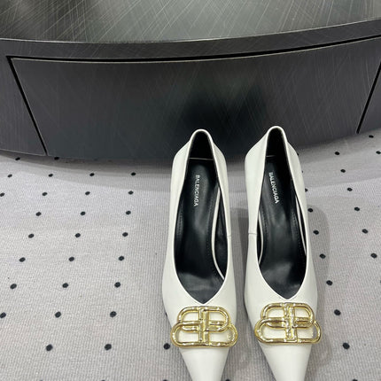 HEELED PUMPS 65 MM IN WHITE SMOOTH LAMBSKIN GOLD HARDWARE