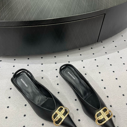 HEELED SLINGBACK 45 MM IN BLACK SMOOTH LAMBSKIN GOLD HARDWARE