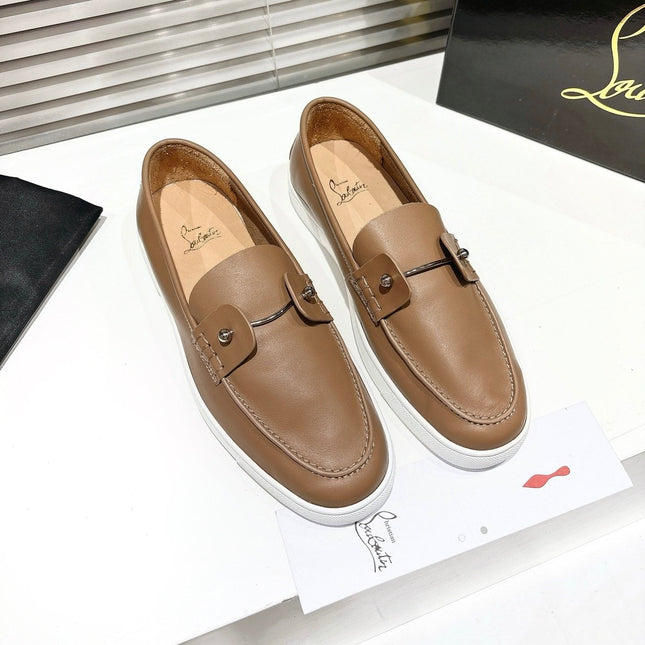 CHAMBELIBOAT REVERSED NUBUCK BOAT SHOES IN PEANUT BROWN SHINY CALFSKIN