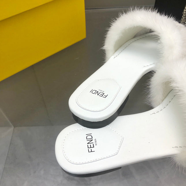 FENDI BAGUETTE MINK SLIDE SLIPPER IN WHITE FUR