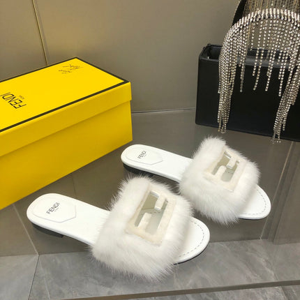 FENDI BAGUETTE MINK SLIDE SLIPPER IN WHITE FUR