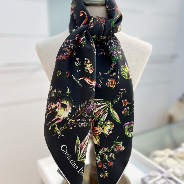 DIOR REVERSIBLE PRINTED SQUARE SCARF 90 CM IN BLACK SILK 735867
