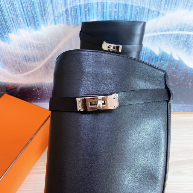 STORY BOOT 7 CM IN BLACK LAMBSKIN