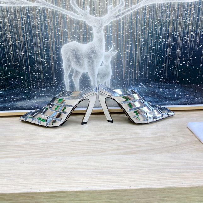 ALFIE LEATHER HIGH MULES IN SILVER PATENT CALFSKIN WITH WOVEN DESIGN