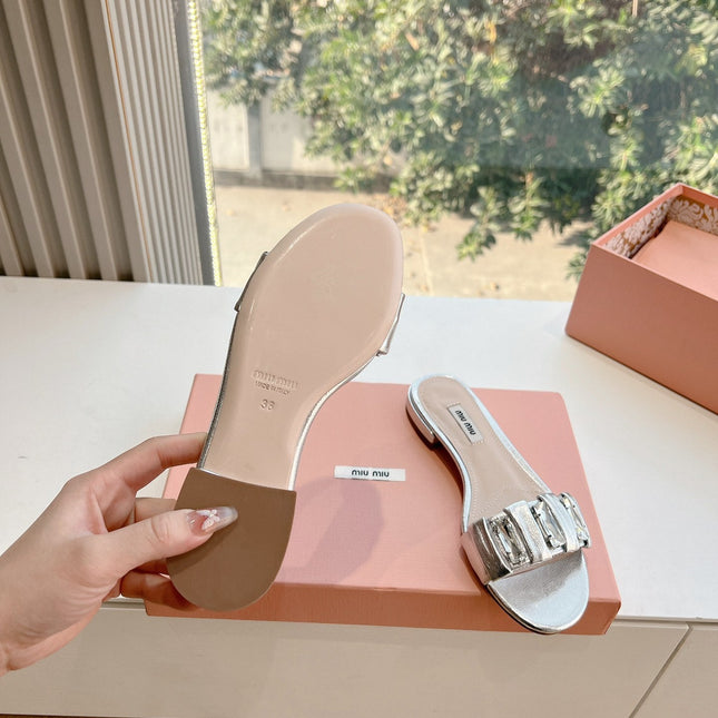 SLIDE SANDALS ATTACHED DIAMOND IN SILVER METALLIC LAMBSKIN