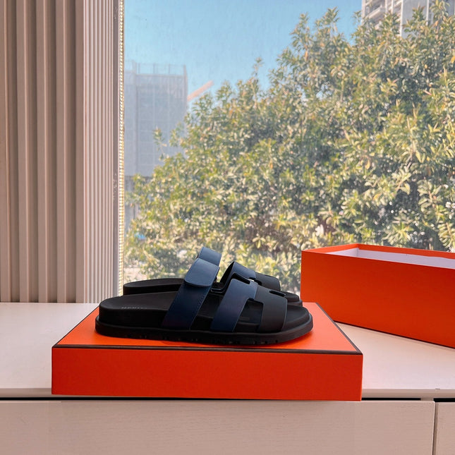 CHYPRE SANDAL IN AEGEAN BLUE MIX BLACK CALFSKIN