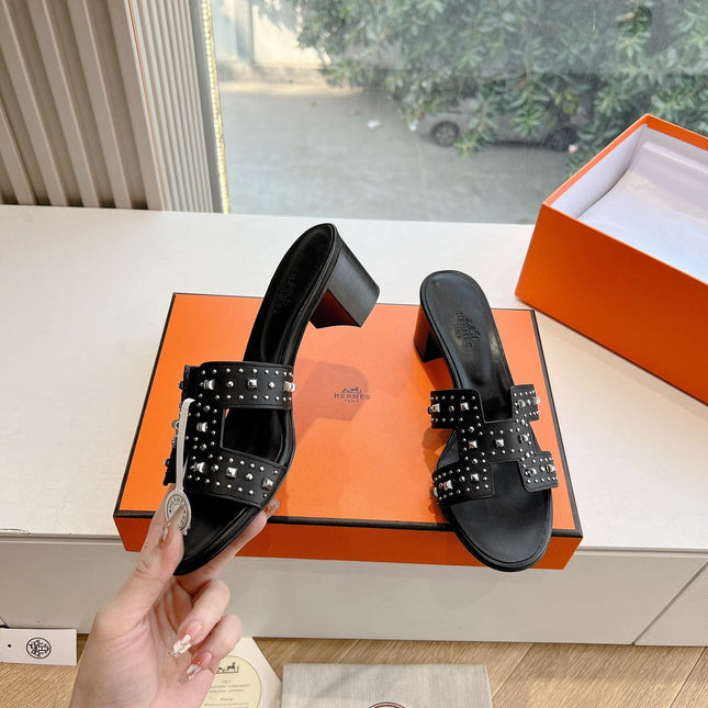 0ASIS SANDAL IN BLACK CALFSKIN WITH STUD