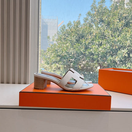 0ASIS SANDAL IN WHITE CALFSKIN