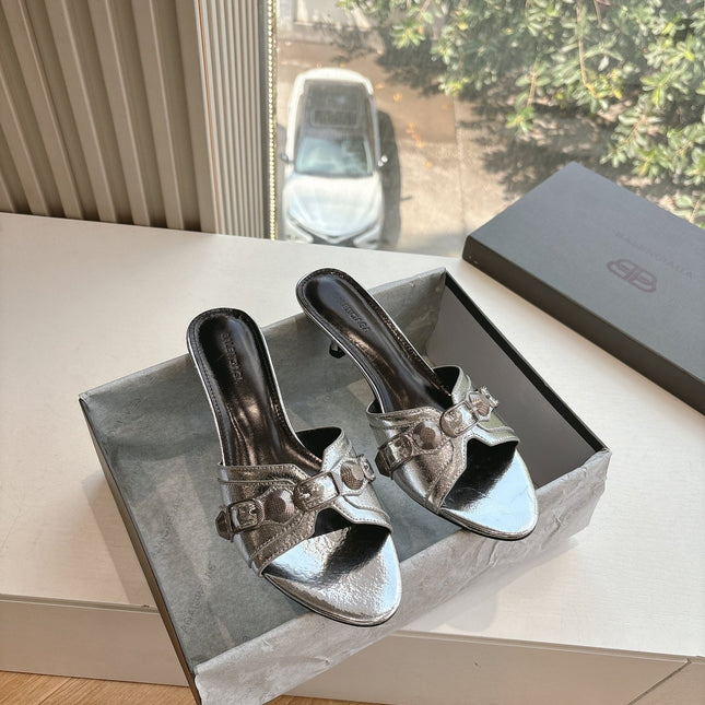 CAGOLE MID-HEEL MULES IN SILVER METALLIC CALFSKIN