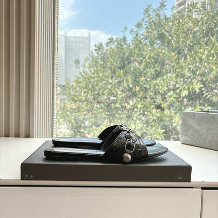 CAGOLE FLAT MULES IN BLACK CALFSKIN