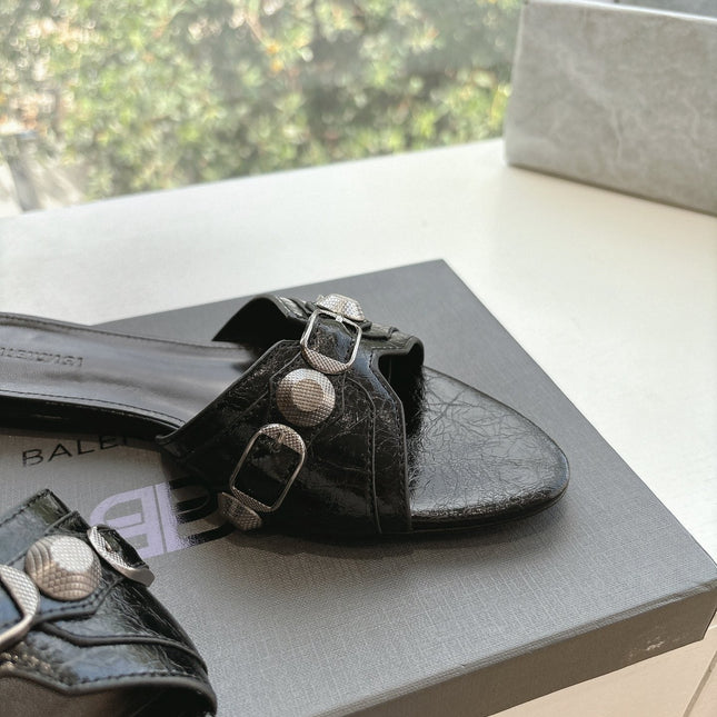 CAGOLE FLAT MULES IN BLACK CALFSKIN
