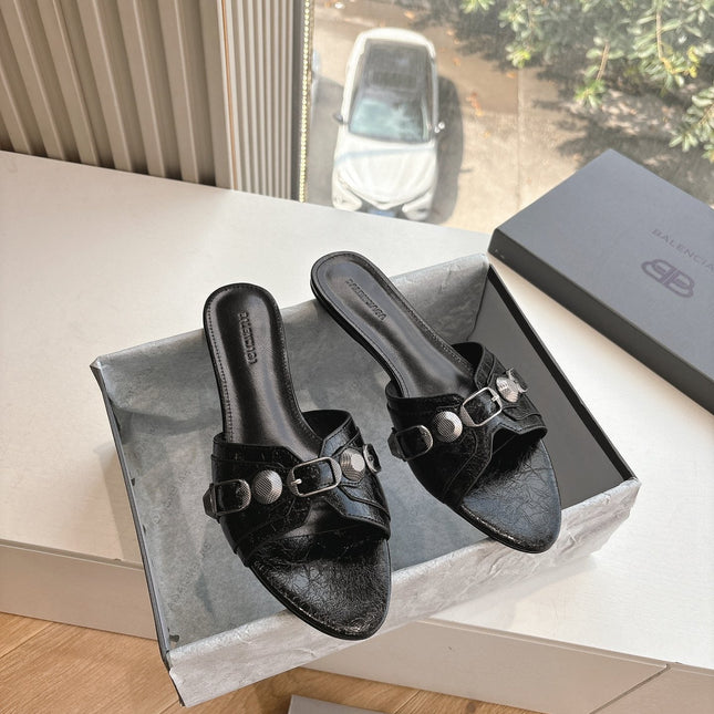 CAGOLE FLAT MULES IN BLACK CALFSKIN