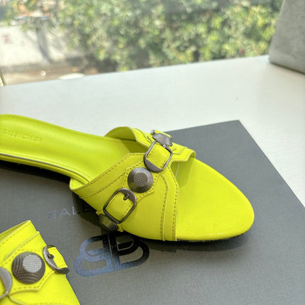 CAGOLE FLAT MULES IN LIME YELLOW CALFSKIN