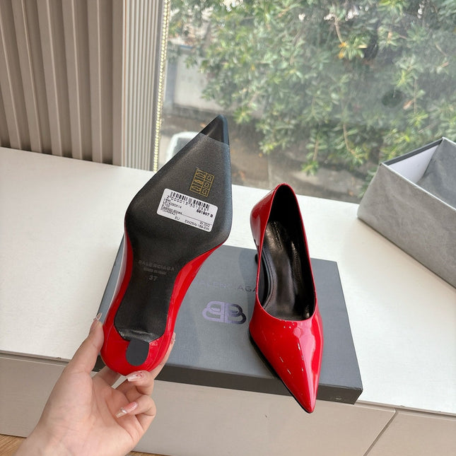 HIGH PUMPS IN CLASSIC RED PATENT CALFSKIN