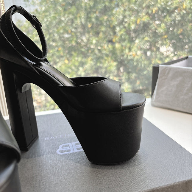 PLATFORM ANKLE STRAP HEELS IN BLACK SMOOTH CALFSKIN
