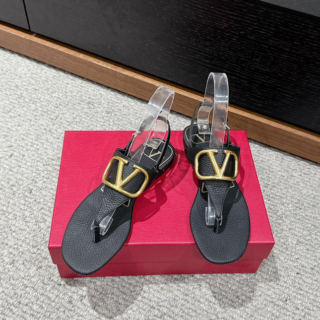 THONG SANDAL IN BLACK CALFSKIN WITH GOLD LOGO