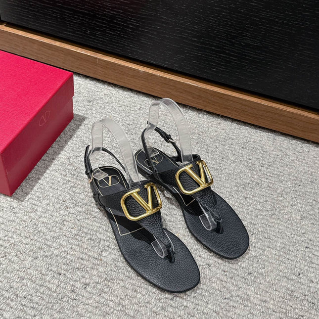 THONG SANDAL IN BLACK CALFSKIN WITH GOLD LOGO