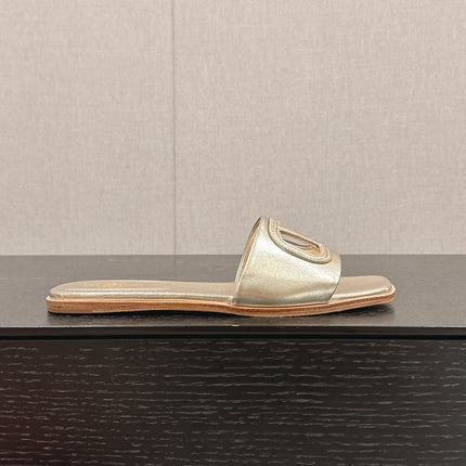 VLOGO CUT-OUT GOLD CALFSKIN SLIDE SANDAL