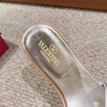 VLOGO CUT-OUT SILVER CALFSKIN SLIDE SANDAL