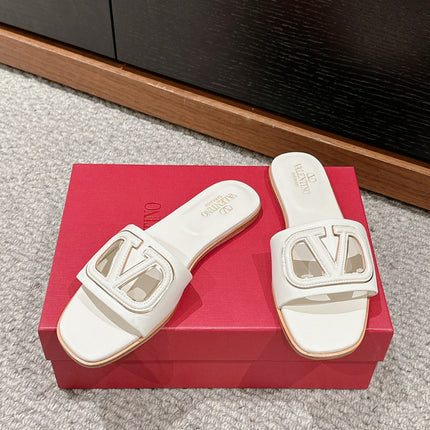VLOGO CUT-OUT WHITE CALFSKIN SLIDE SANDAL