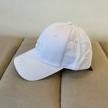 BASEBALL HAT IN WHITE COTTON 672896