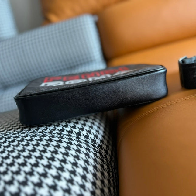 CLUTCH 22 WITH FF MOTIF IN DARK GRAY TEXTURED FABRIC AND BLACK LAMBSKIN TRIM