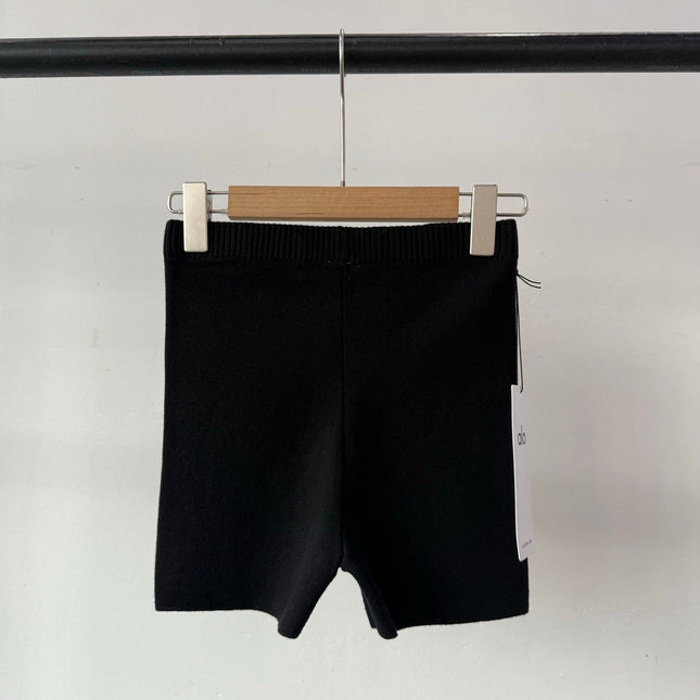 ALO SKINNY KNIT SHORTS STYLE 65