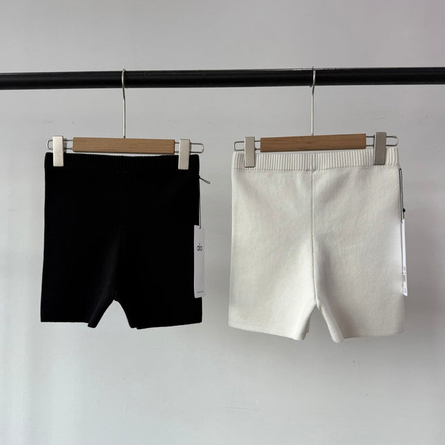 ALO SKINNY KNIT SHORTS STYLE 65