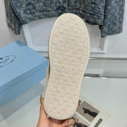 TRIANGLE LOGO MULES IN BEIGE SUEDE AND SHEARLING LINING