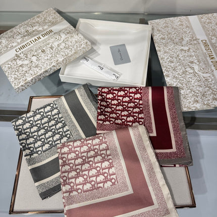 DIOR SCARF 90 CM IN SILK 726515