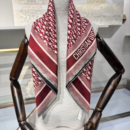 DIOR SCARF 90 CM IN SILK 726515