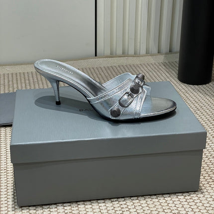 CAGOLE HIGH MULES IN SILVER OIL-WAX SHEEPSKIN