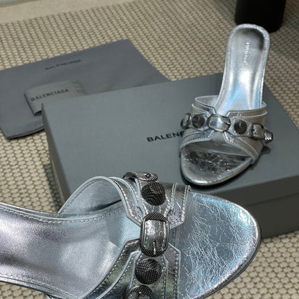 CAGOLE HIGH MULES IN SILVER OIL-WAX SHEEPSKIN