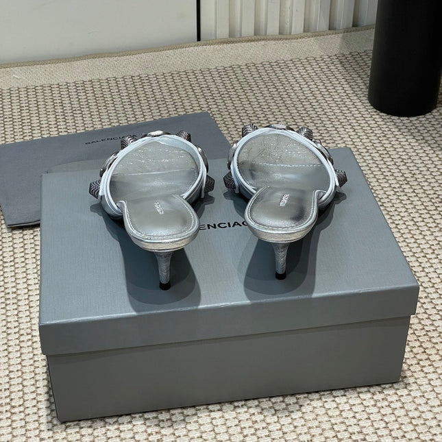 CAGOLE HIGH MULES IN SILVER OIL-WAX SHEEPSKIN