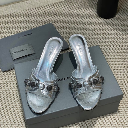 CAGOLE HIGH MULES IN SILVER OIL-WAX SHEEPSKIN