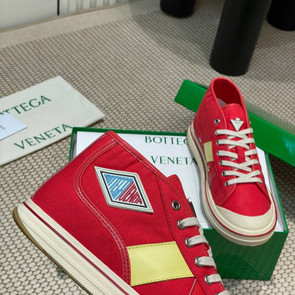 ELIOT SNEAKER IN CHERRY RED CANVAS AND CALFSKIN