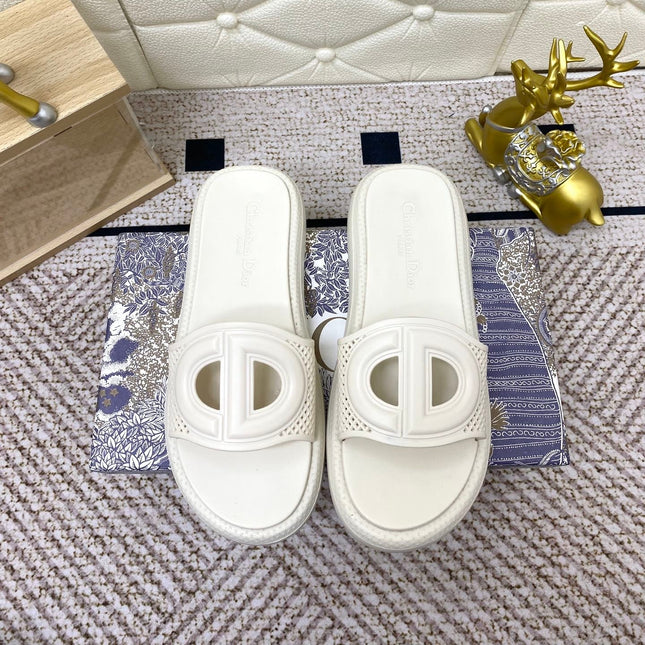 DIOR FLAT SLIDES 25S IN WHITE TPU