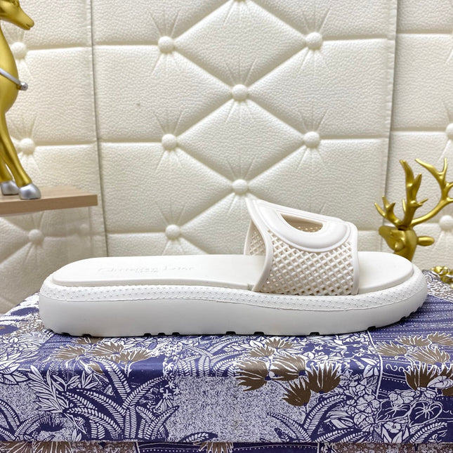 DIOR FLAT SLIDES 25S IN WHITE TPU