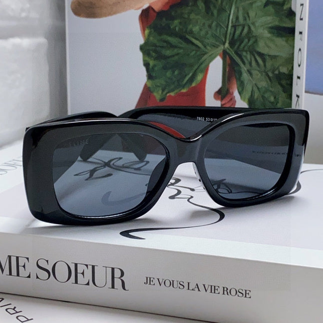 TRIOMPHE SUNGLASSES 548601 IN BLACK ACETATE SILVER LOGO