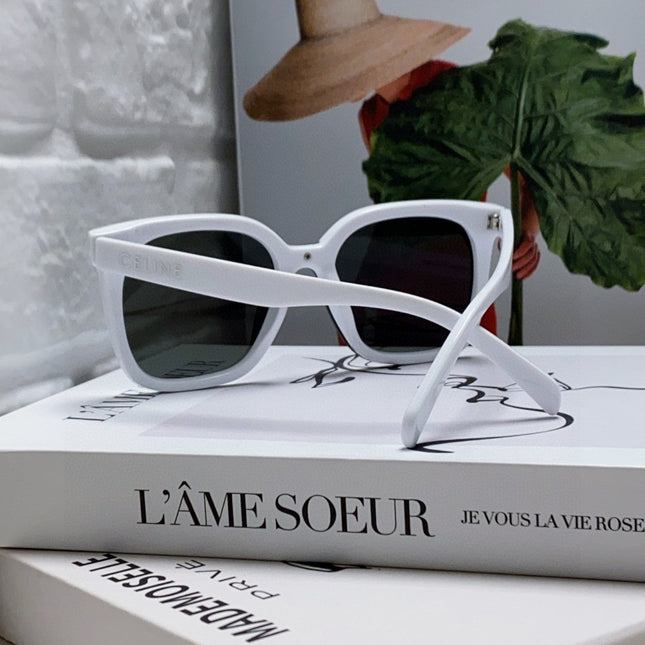 TRIOMPHE SUNGLASSES 552775 IN WHITE ACETATE TEXT LOGO