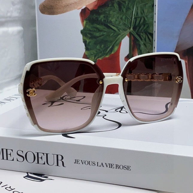 SQUARE SUNGLASSES 632874 IN WHITE ACETATE