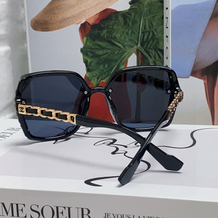 SQUARE SUNGLASSES 632876 IN BLACK ACETATE
