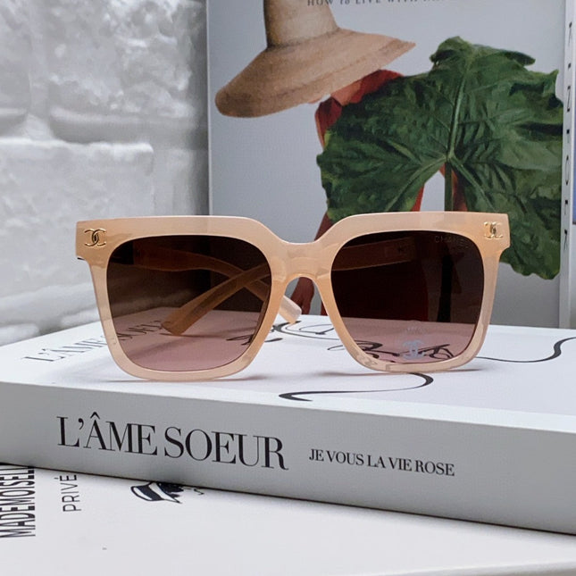SQUARE SUNGLASSES 632877 IN PINK CLEAR ACETATE