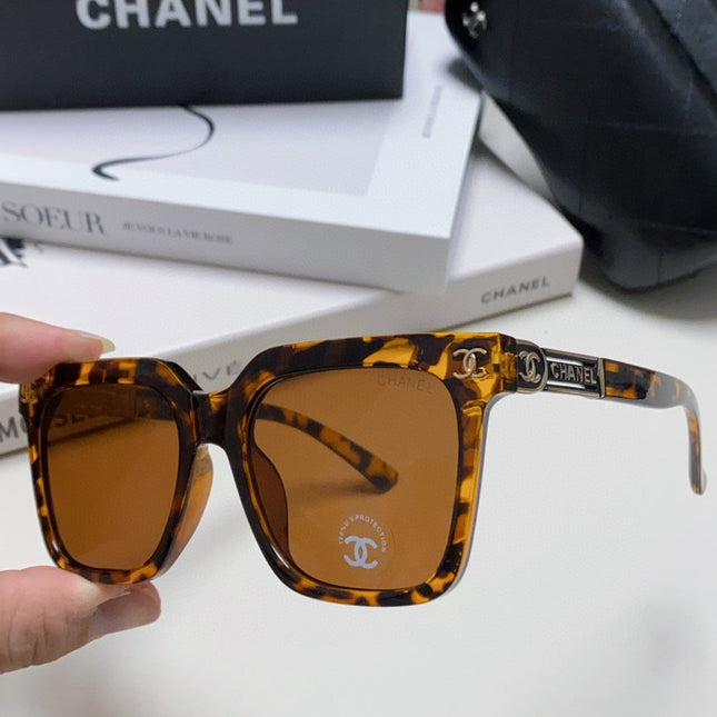 SQUARE SUNGLASSES 632879 IN HAVANA ACETATE