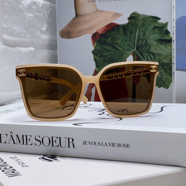 SQUARE SUNGLASSES 632884 IN BEIGE CLEAR ACETATE