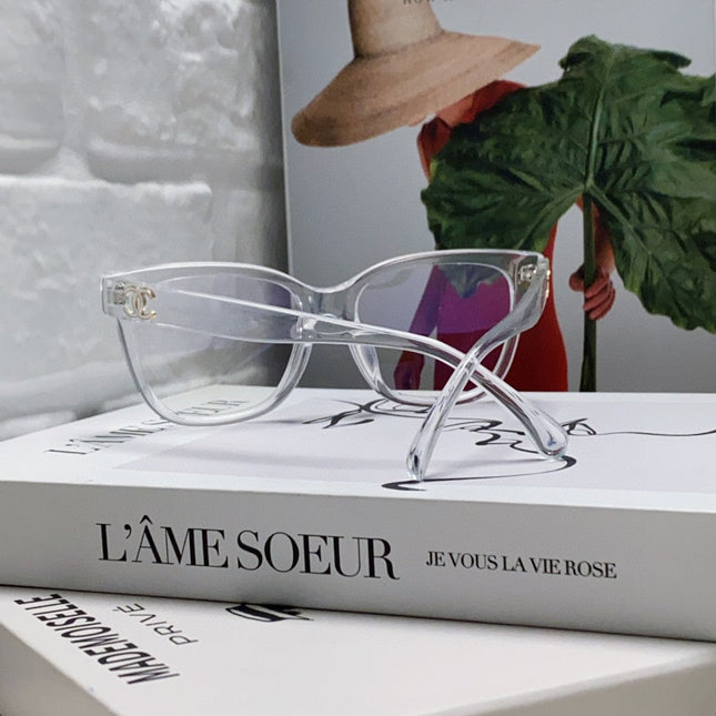 SQUARE SUNGLASSES 632887 IN CLEAR ACETATE